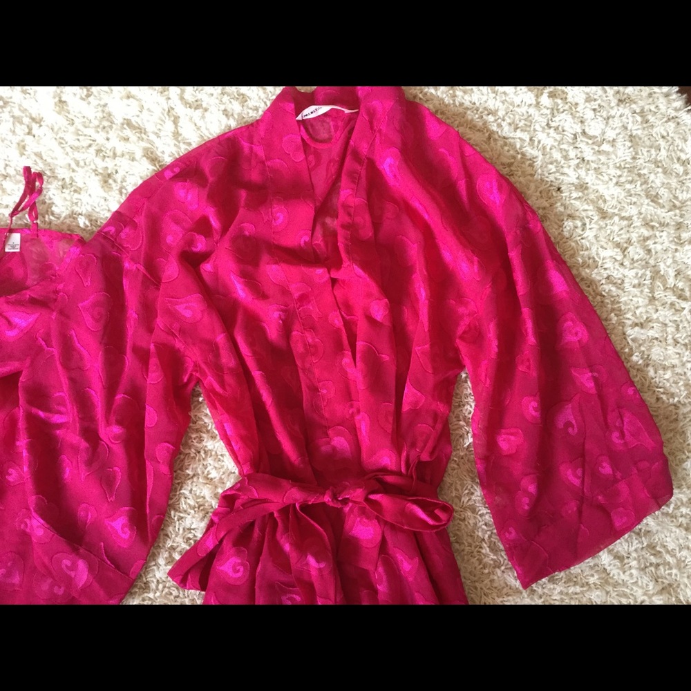 Ladies Victoria's Secret Nightgown - Picture 2 of 6